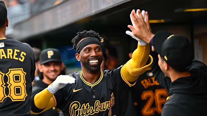 Milwaukee Brewers v Pittsburgh Pirates