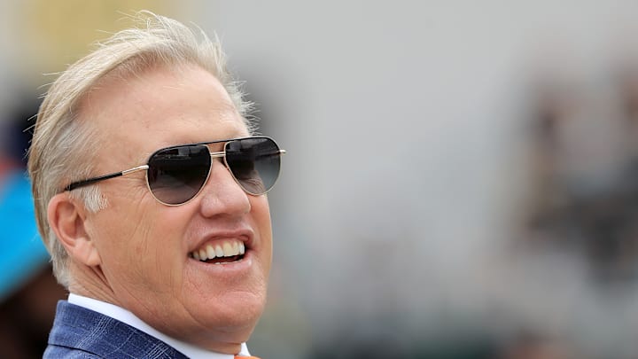 Former Broncos' GM John Elway