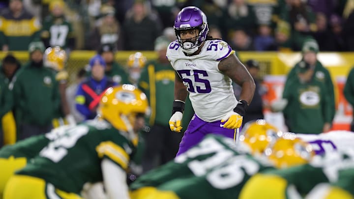 Minnesota Vikings v Green Bay Packers