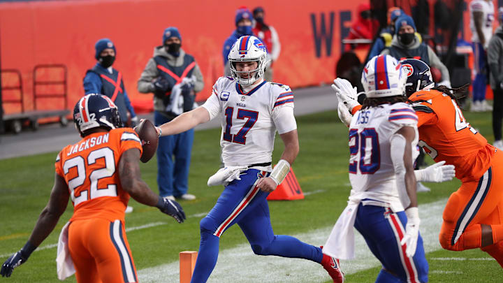 Buffalo Bills v Denver Broncos