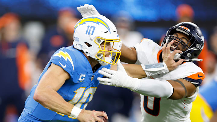 Denver Broncos v Los Angeles Chargers