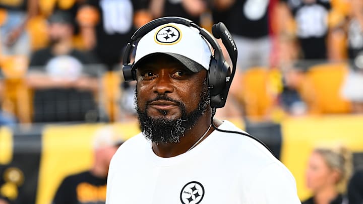 Pittsburgh Steelers head coach Mike Tomlin