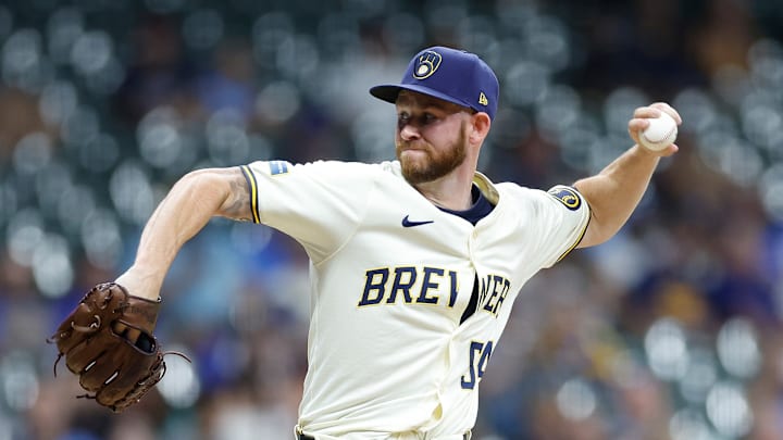 Atlanta Braves v Milwaukee Brewers