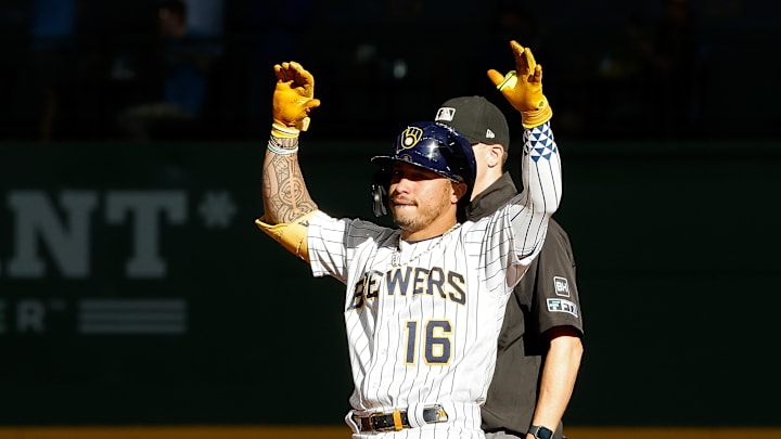 Miami Marlins v Milwaukee Brewers