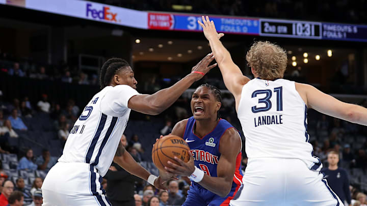 Detroit Pistons v Memphis Grizzlies
