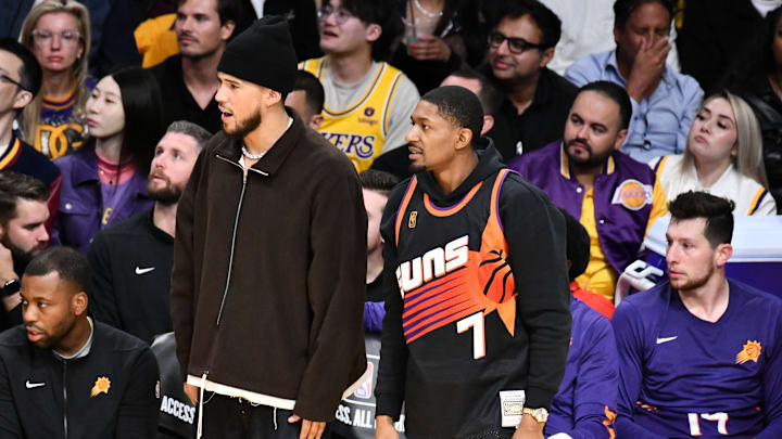 Celebrities At The Los Angeles Lakers Game