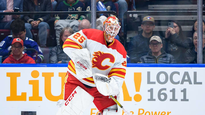 Calgary Flames v Vancouver Canucks