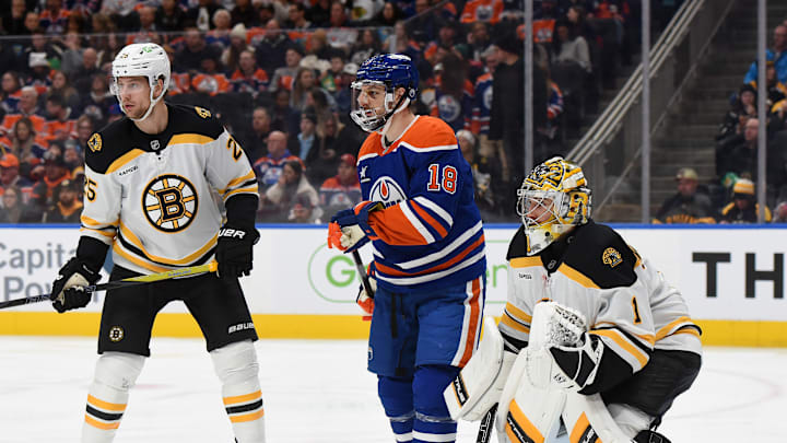 Boston Bruins v Edmonton Oilers