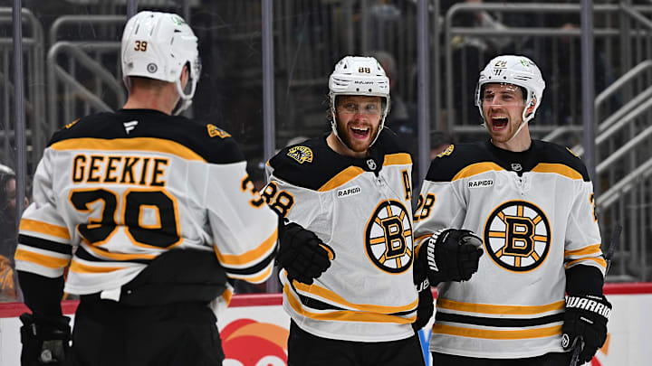 Boston Bruins v Pittsburgh Penguins