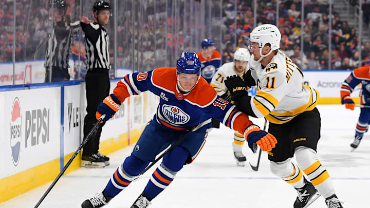 Boston Bruins v Edmonton Oilers Boston Bruins v Edmonton Oilers