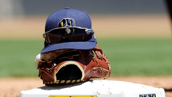 Pittsburgh Pirates v Milwaukee Brewers