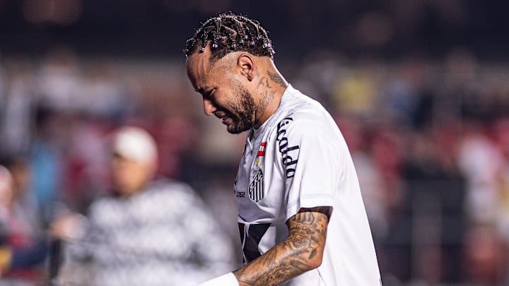 Neymar wasn't happy after Santos' latest defeat.