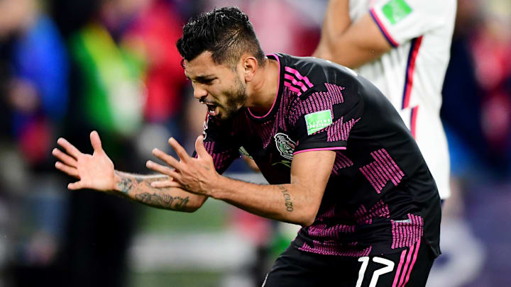 'Tecatito' Corona tuvo la más clara de México ante Estados Unidos, pero no pudo direccionar la pelota hacia el arco. 'Tecatito' Corona tuvo la más clara de México ante Estados Unidos, pero no pudo direccionar la pelota hacia el arco.