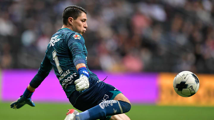Hugo González no jugaría en el primer equipo de Rayados