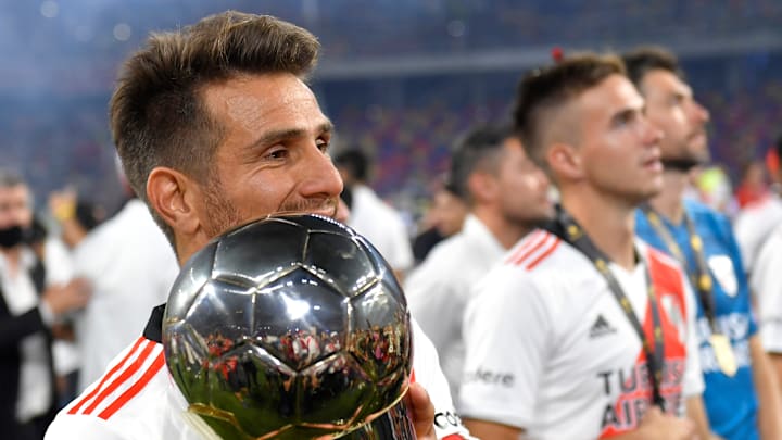 River Plate v Colon - Trofeo de Campeones 2021