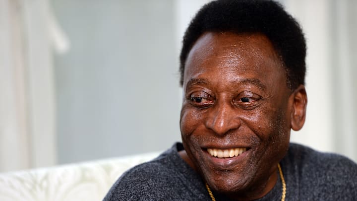 Pele rassure sur son état de santé