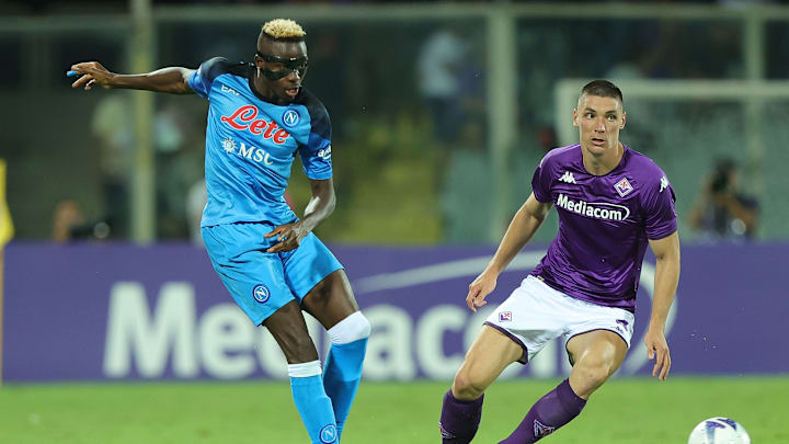 Una fase di gioco tra Fiorentina e Napoli