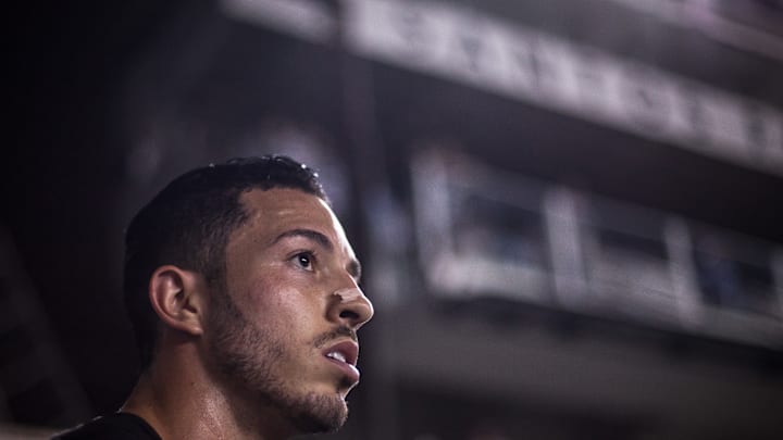 Polivalente, Jean Mota chegou ao Santos em 2016, foi utilizado tanto no meio de campo quanto na lateral