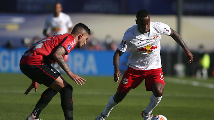 Após boa temporada, Helinho, do São Paulo, vai ser comprado pelo Red Bull Bragantino