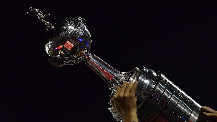 A Libertadores vale a Glória Eterna e muito dinheiro! Quem vai levar esse prêmio: Flamengo ou Athletico Paranaense?