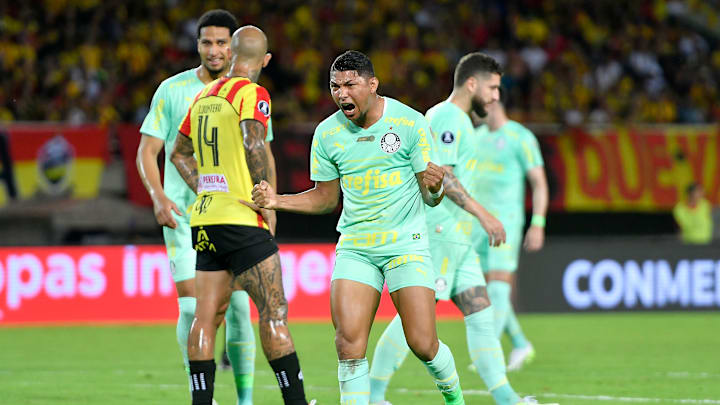 Rony teve participação direta no placar elástico construído pelo Verdão