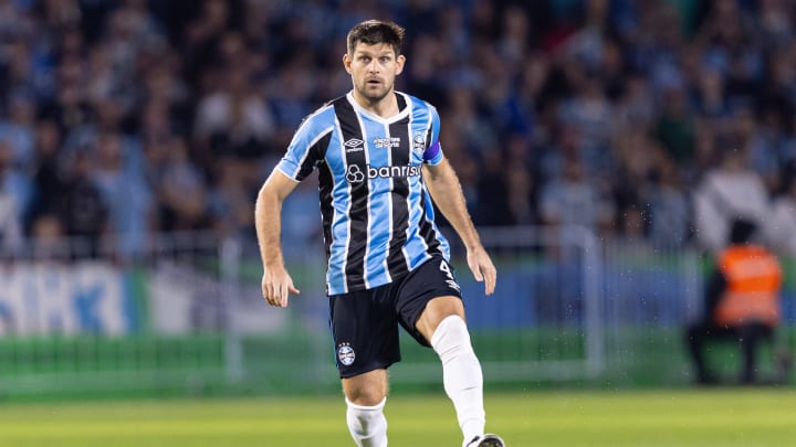 Kannemann deve retornar de lesão para enfrentar o Atlético-MG Kannemann deve retornar de lesão para enfrentar o Atlético-MG