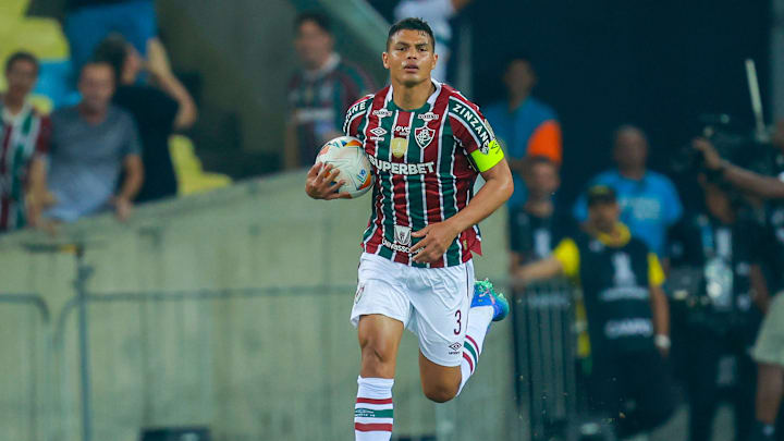 Thiago se lesionou contra o Santos