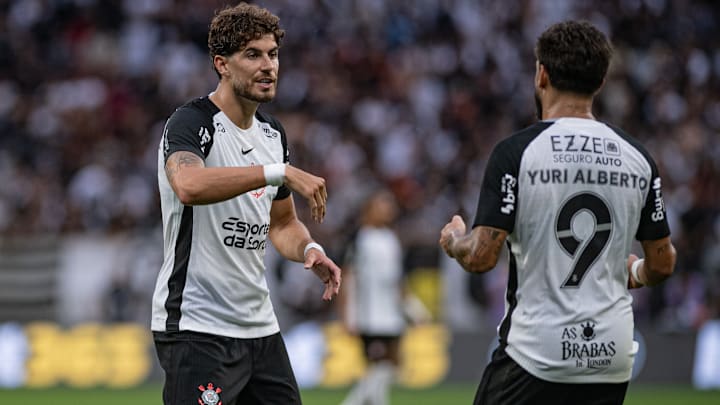 Pedro Raul tem contrato com o Corinthians até dezembro de 2028