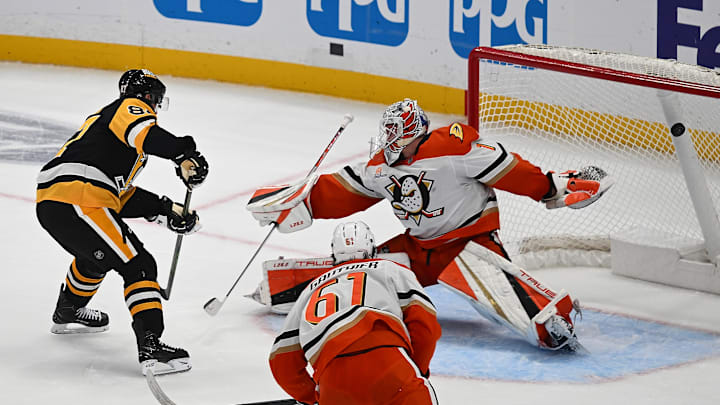 Anaheim Ducks v Pittsburgh Penguins