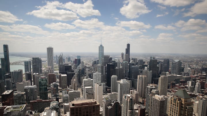Chicago Attractions Remain Shut Down As Tourism Remains At A Standstill