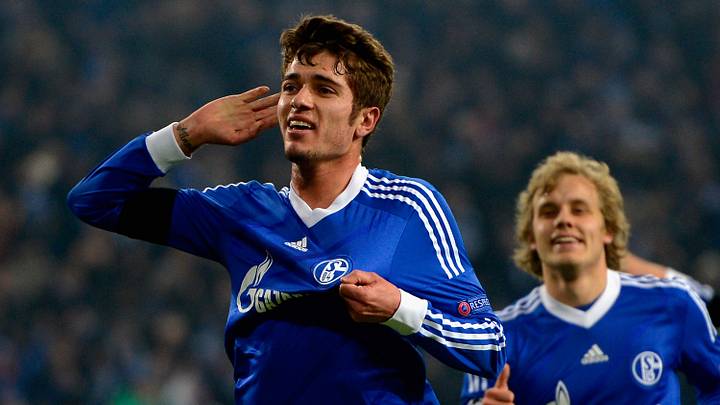 Roman Neustädter absolvierte die meisten Spiele seiner Karriere für den S04 Roman Neustädter absolvierte die meisten Spiele seiner Karriere für den S04