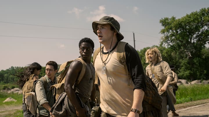 Joshua Odjick as Parker, Jordan Gonzalez as Harkness, David Jonsson as McVries, Cooper Hoffman as Garraty, and Charlie Plummer as Barkovitch in The Long Walk. Photo Credit: Murray Close/Lionsgate
