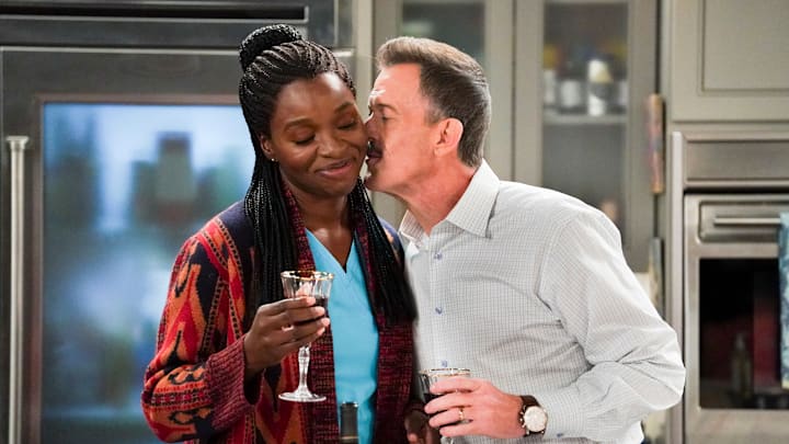 “Kill the Cat” – After Tunde gets into a car accident, Bob and Abishola cajole him into getting glasses but worry that his issues are more than just his eyesight, on the fifth season premiere of the CBS Original series BOB HEARTS ABISHOLA, Monday, Feb. 12 (8:30-9:00 PM, ET/PT) on the CBS Television Network, and streaming on Paramount+ (live and on demand for Paramount+ with SHOWTIME subscribers, or on demand for Paramount+ Essential subscribers the day after the episode airs)*. 