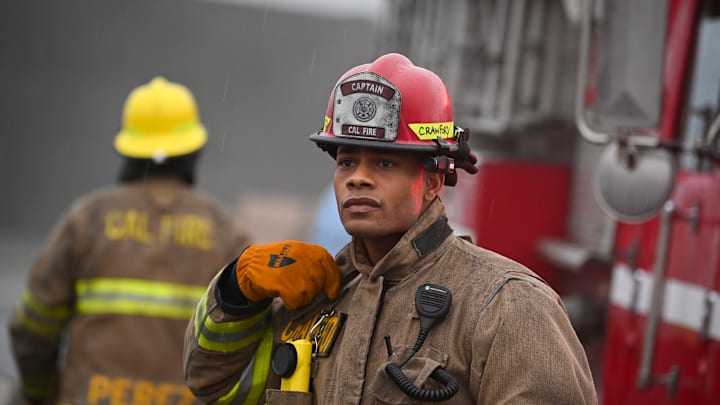 “Too Many Unknowns” – The station 42 and third rock crews respond to a chemical plant after a dangerous toxic spill goes up in flames, on FIRE COUNTRY, Friday, March 15 (9:00-10:00 PM, ET/PT) on the CBS Television Network, and streaming on Paramount+ (live and on demand for Paramount+ with SHOWTIME subscribers, or on demand for Paramount+ Essential subscribers the day after the episode airs)*. Pictured: Jordan Calloway as Jake Crawford. Photo: Sergei Bachlakov/CBS ©2024 CBS Broadcasting, Inc.