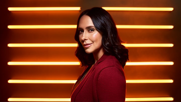 9-1-1 - ABC's "9-1-1" stars Jennifer Love Hewitt as Maddie Kendall. (Disney/Justin Stephens)