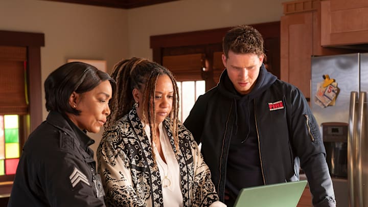 9-1-1 - ÒLab RatsÓ - Athena and Buck are in a race against time to rescue the rest of the 118 following the fire in the bio lab. THURSDAY, APRIL 17 (THURSDAY, APRIL 17) on ABC. (Disney/Christopher Willard) 
ANGELA BASSETT, TRACIE THOMS, OLIVER STARK