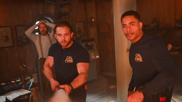 “One Last Time” – Bode and Jake respond to a lighthouse rescue operation that turns into a mission to prevent a ship from crashing during an intense storm. Meanwhile, Eve investigates the origins of a flu outbreak at Three Rock, on FIRE COUNTRY, Friday, March 14 (9:00-10:00 PM, ET/PT) on the CBS Television Network, and streaming on Paramount+ (live and on-demand for Paramount+ with SHOWTIME subscribers, or on-demand for Paramount+ Essential subscribers the day after the episode airs)*. Pictured:
