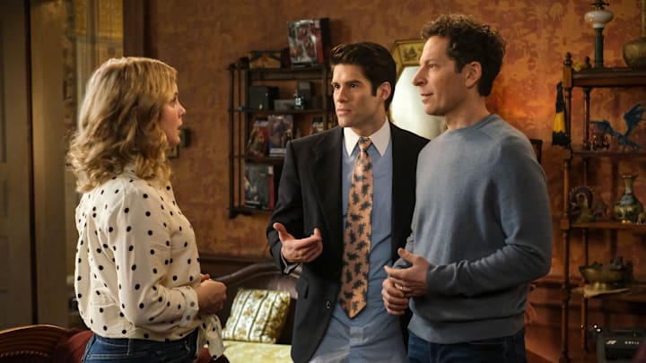 “Pinkus Returns” – When Trevor’s former co-worker, Pinkus (Richie Keen), and his daughter, Abby (Gideon Adlon), show up at Woodstone Mansion, Trevor gets the surprise of his afterlife, on the CBS Original series GHOSTS, Thursday, April 17 (8:31-9:01 PM, ET/PT) on the CBS Television Network, and streaming on Paramount+ (live and on demand for Paramount+ with SHOWTIME subscribers, or on demand for Paramount+ Essential subscribers the day after the episode airs)*. Pictured (L-R): Rose McIver as