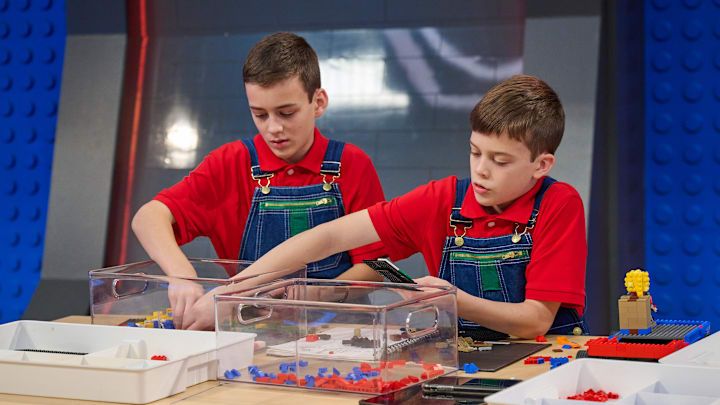 LEGO MASTERS JR: L-R: Contestants Ajay and Zak in the LEGO MASTERS JR episode "Celebrity Stunt Doubles" airing Monday, August 25 (8:00-9:02 PM ET/PT) on FOX. CR: Tom Griscom/FOX. ©2025 FOX MEDIA LLC.