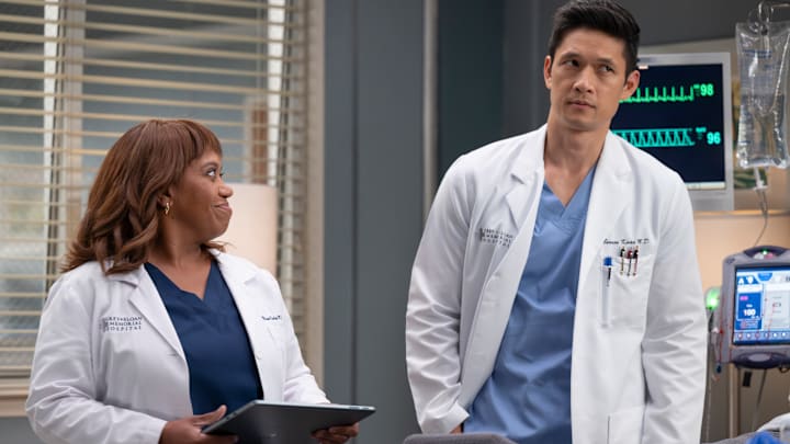 GREY’S ANATOMY - “We Built This City” - The team at Grey Sloan navigates a chaotic first day of surgical rotations amid hospital renovations. Meanwhile, Meredith spends time with Amelia. THURSDAY, OCT. 16 (10:00-11:00 p.m. EDT) on ABC. (Disney/Anne Marie Fox) 
CHANDRA WILSON, HARRY SHUM JR.