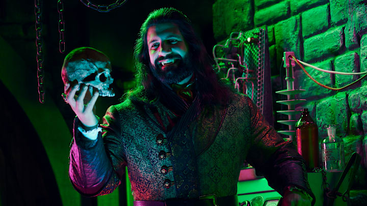 “WHAT WE DO IN THE SHADOWS” -- Season 6 — Pictured (L-R): Kayvan Novak as Nandor. CR: Pari Dukovic/FX