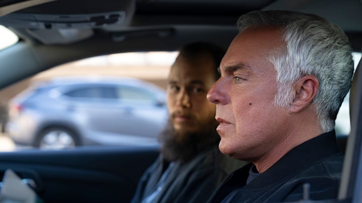 Maurice ‘Mo” Bassi (Stephen A. Chang) and Harry Bosch (Titus Welliver) in BOSCH: LEGACY Photo Credit: Greg Gayne/Prime © Amazon Content Services LLC