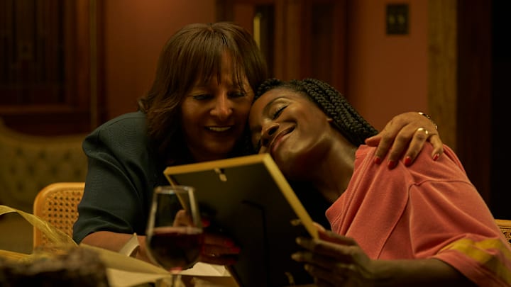 Pam Grier (Athena), Deborah Ayorinde (Dawn)