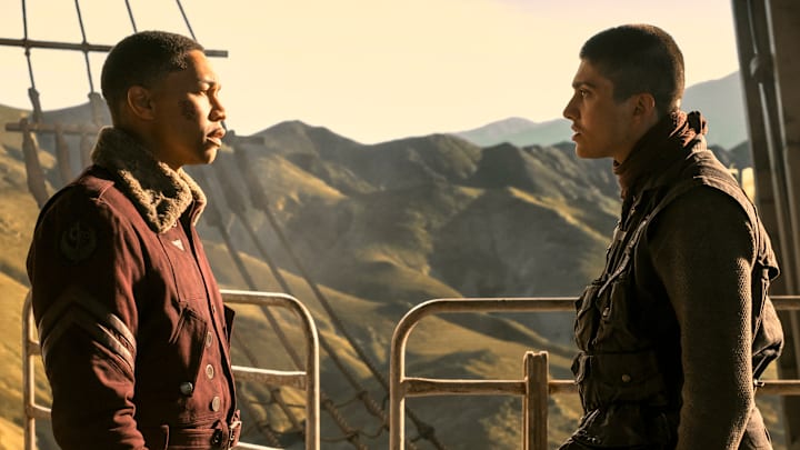 Aaron Moten (Maximus) and Xelia Mendes-Jones (Dane) in FALLOUT SEASON 2