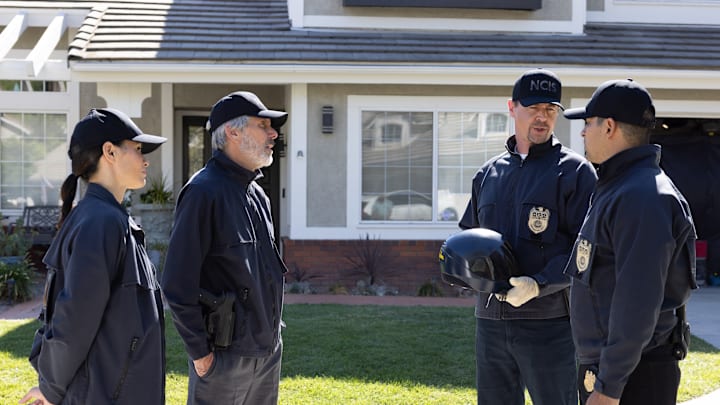 “God Only Knows” – A kidnapped teen leads the team to a Navy SEAL who survived captivity by the Taliban but may have committed murder after returning home. Also, Jimmy finally shares his findings about the mysterious death of Parker’s mother with his boss, on the CBS Original series NCIS, Tuesday, Dec. 2 (8:00-9:00 PM, ET/PT) on the CBS Television Network, and streaming on Paramount+ (live and on demand for Paramount+ Premium plan subscribers, or on demand for Paramount+ Essential subscribers