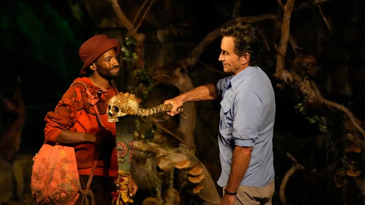 “Feel the FOMO” – The game is about to change when castaways drop their buffs and come together on the same beach. Castaways must find a hidden advantage to earn a huge lead in the challenge. Then, individual immunity is up for grabs for the first time this season, on SURVIVOR, Wednesday, Oct. 23 (8:00-9:30 PM, ET/PT) on the CBS Television Network, and streaming on Paramount+* (live and on-demand for Paramount+ with SHOWTIME subscribers, or on-demand for Paramount+ Essential subscribers the day
