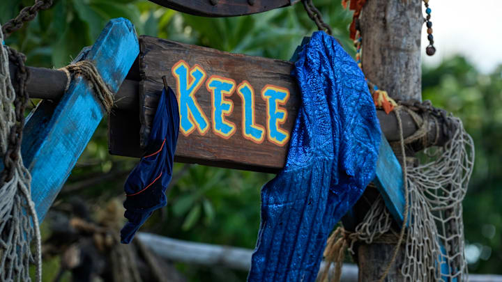 “Act One of a Horror Film” – SURVIVOR. Pictured (L-R): KELE Tribe. Plate. Plates Photo: Robert Voets/CBS ©2025 CBS Broadcasting, Inc. All Rights Reserved.