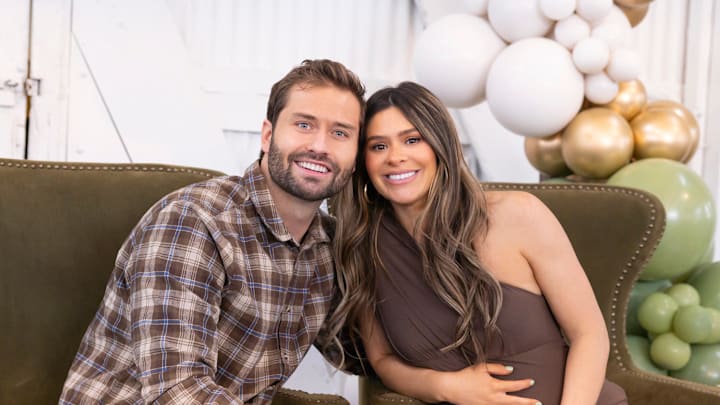 THE SECRET LIVES OF MORMON WIVES - “The Book of Belonging” - Allegiances are tested as a new Queen Bee of #MomTok declares herself. A provocative brand deal for Whitney brings religion vs. sexuality front and center. (Disney/Fred Hayes)
DAKOTA MORTENSEN, TAYLOR FRANKIE PAUL