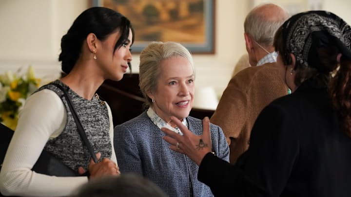 “Crash Helmets On” – Matty and Sarah pose as grandmother and granddaughter in order to gather information at a senior living facility facing a wrongful death suit, on MATLOCK, Thursday, Feb. 6 (9:01-10:00 PM, ET/PT) on the CBS Television Network, and streaming on Paramount+ (live and on demand for Paramount+ with SHOWTIME subscribers, or on demand for Paramount+ Essential subscribers the day after the episode airs)*. Pictured (L-R): Leah Lewis as “Sarah Franklin” and Kathy Bates as “Madeline