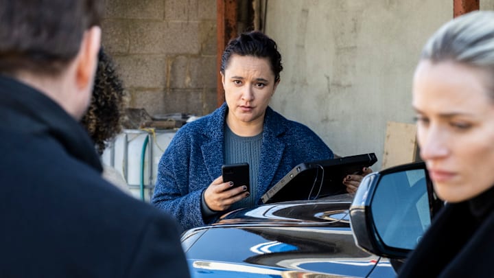 “Moving On” – The Fugitive Task Force investigates a series of deadly fires involving the descendants of those who caused the infamous 1985 MOVE bombing in Philadelphia. Meanwhile, Nina’s sister turns to her in a time of need, on FBI: MOST WANTED, Tuesday, Jan. 28 (10:00-11:00 PM, ET/PT) on the CBS Television Network, and streaming on Paramount+ (live and on demand for Paramount+ with SHOWTIME subscribers, or on demand for Paramount+ Essential subscribers the day after the episode airs)*.